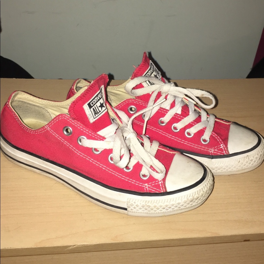 Red converse
